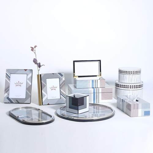 梵茜现代轻奢家居样板房木质钢琴烤漆工艺相框纸巾盒托盘组合摆件