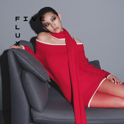 FIVEFLUXURBAN一字肩针织毛衣