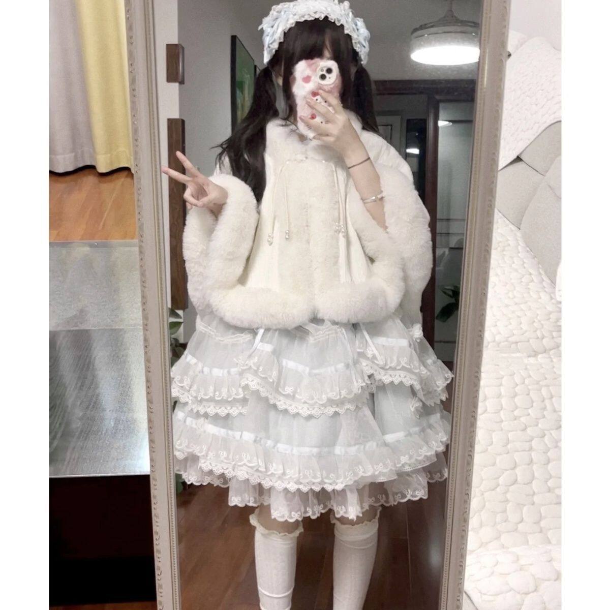 Lolita加绒加厚斗篷披肩秋冬保暖