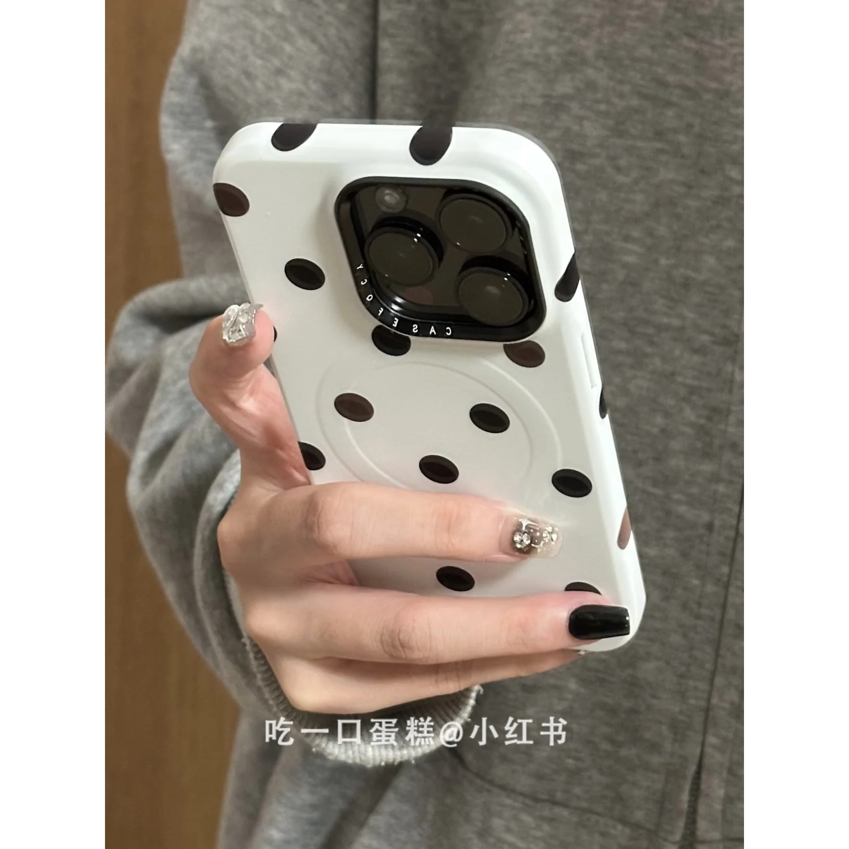 MOMOMOSTUDIOS韩系ins简约波点灰白格纹磁吸支架适用