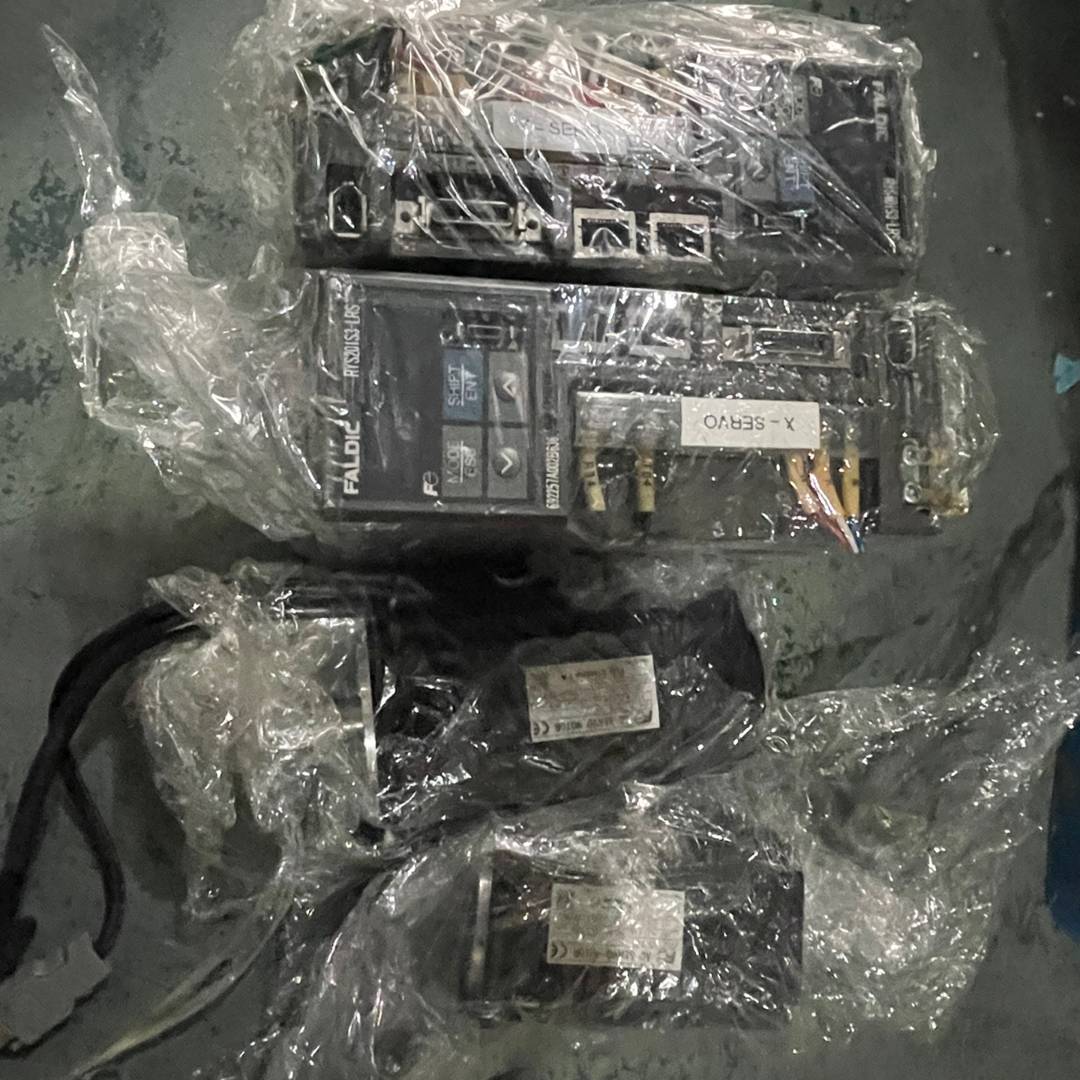 议价伺服驱动器 RYS201S3-LRS 200W 400W可维修