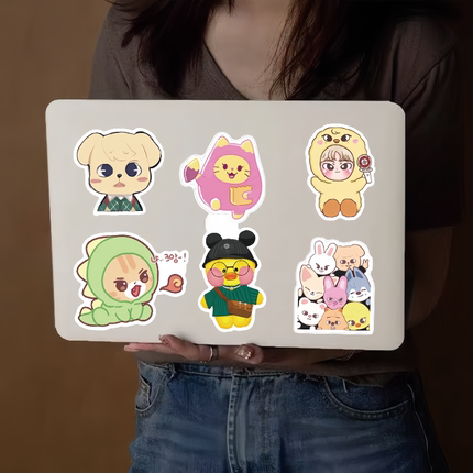 50张韩国SKZoo可爱卡通动画贴纸DIY手机壳储物箱行李箱充电宝保温杯桌面门窗墙面笔记本平板电脑不干胶贴画