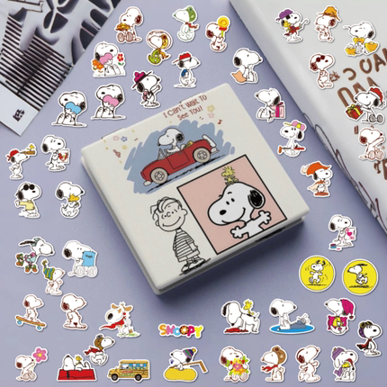 50张花生漫画雏菊山小猎犬史努比贴纸DIY手机壳笔记本平板电脑冰箱滑板行李箱桌面墙面不干胶防水卡通贴纸
