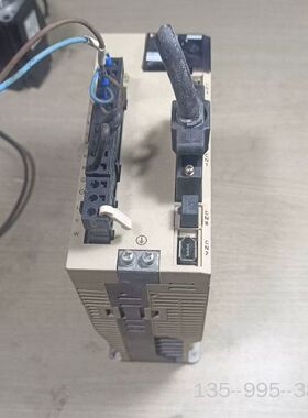 5系750w驱动器5R5A01A东西捶口一点破了运详谈