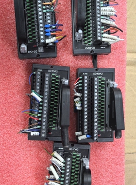 议价技菱JLING输入输出端子台DD40A2，拆机现货，成色如图