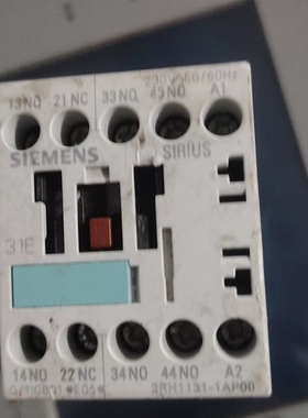 接触器，型号3RH1131-1AP00，AC230V/