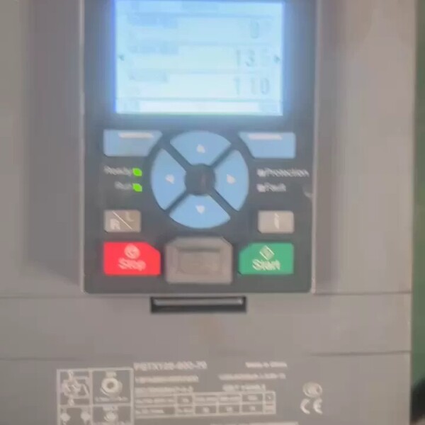 议价出ABB PSTX105-600-70软启动器，灰色外壳，数维修