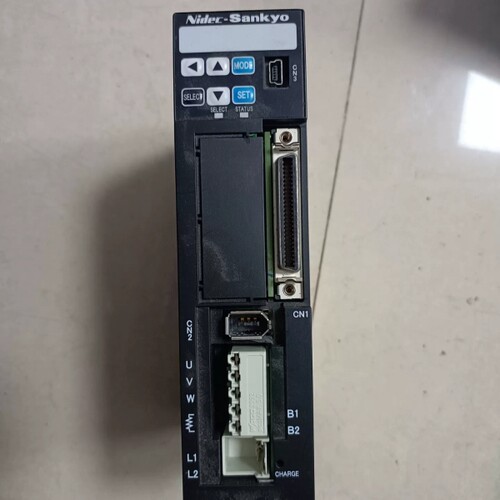 议价三协 DA2Z121R2F 100w伺服驱动器 功能好 实