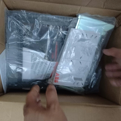 议价ABB塑壳断路器T7H800 PR231/P LS/I R8