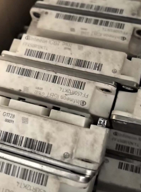 议价英飞凌FF450R12KT4模块 30个260 几乎