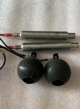 PCB 电荷放大器422E52，两个