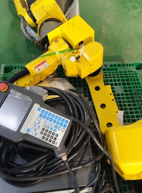 议价发那科M-10iA工业机器人，黄色机身，配套R-30iB M维修