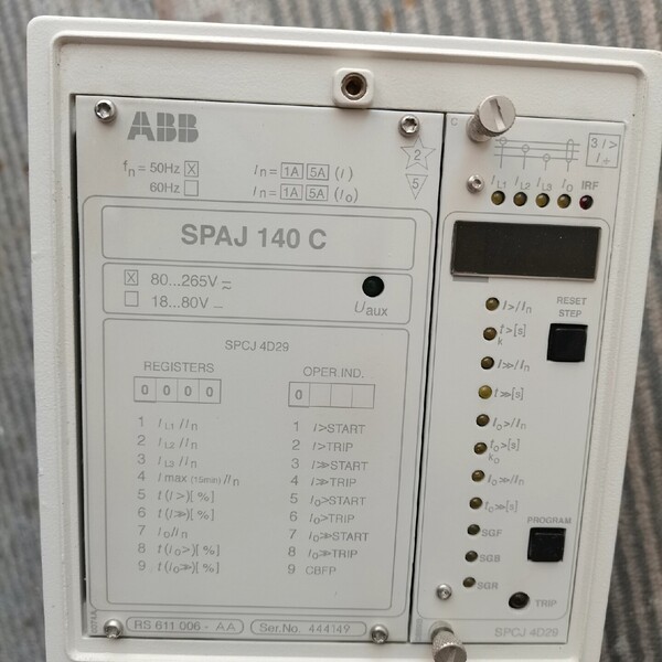 检修ABB综合继电保护器 SPAJ140C 货场出 确定不了功详询