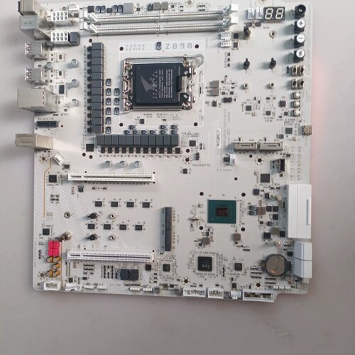 议价技嘉Z890 ADRUS SERIES，15代CPu大板