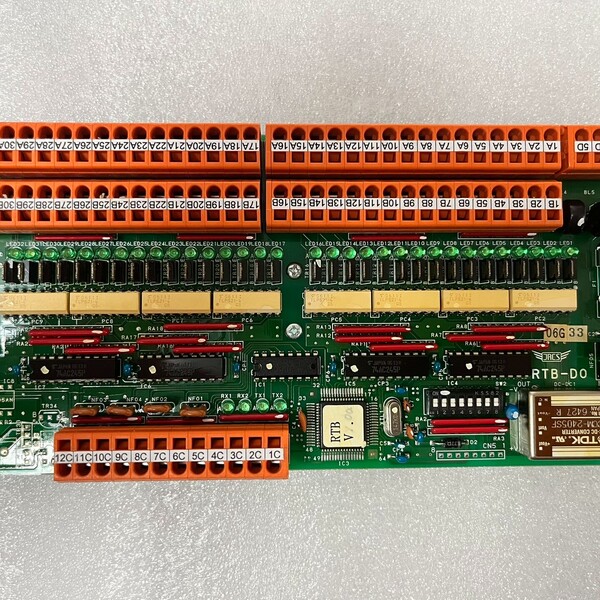 非标价JRCS RTB-D0 PCB鏉� 鍘熷巶鏈娇鐢ㄥ浠讹紝议价