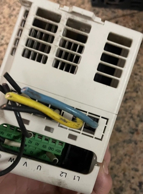 议价JATC变频器，AT500-S2-0R7GB，220v0.7议价