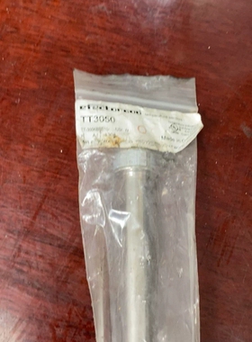 易福门TT3050温度传感器，未使用
