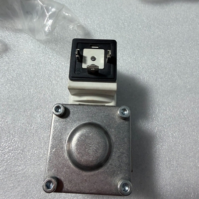 非标价SMC电磁阀，型号VXD232FZ3AA，DC24V 4.5议价