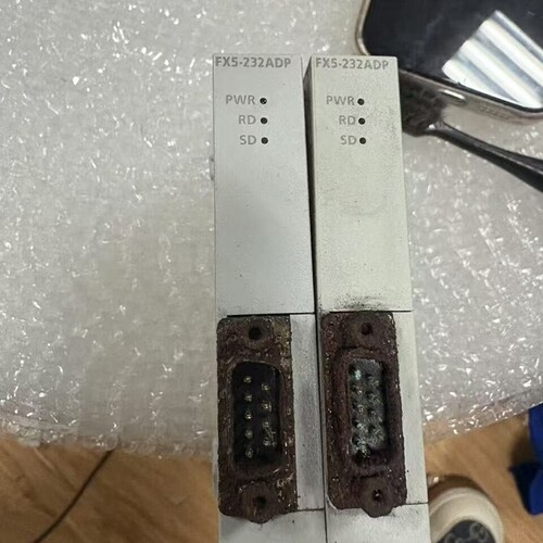 FX5-232ADPplc模块，接口生锈百分百，议价