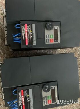 东芝(TOSHIBA)变频器VFS15-4055PL-CH(议价