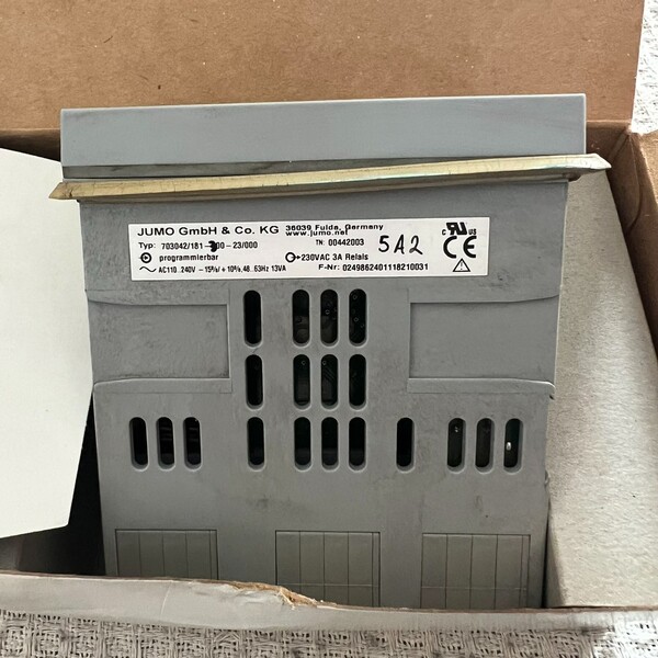 非标价JUMO涔呰寕dTRON 308娓╂帶鍣�议价