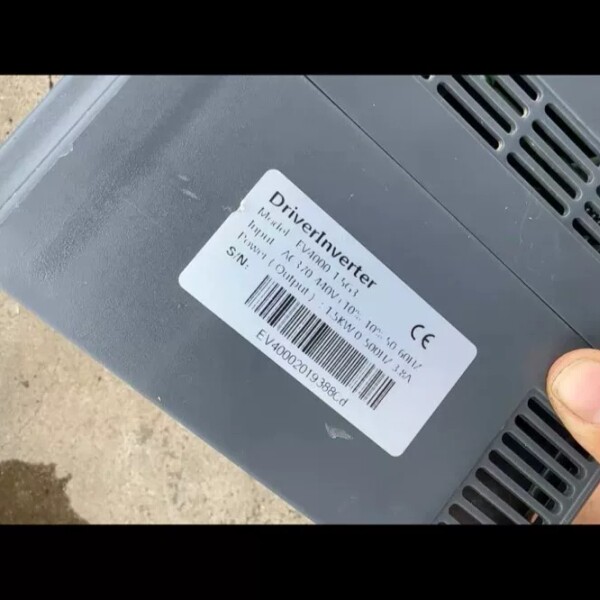 非标价楹︾熃鍙橀鍣‥V4000-1.5G3锛�1.5kw锛�3.8A锛屾祴议价