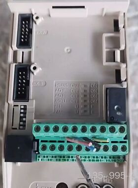 伟创变频器AC300-T3-2R2G-B，2.2KW，三相3详谈