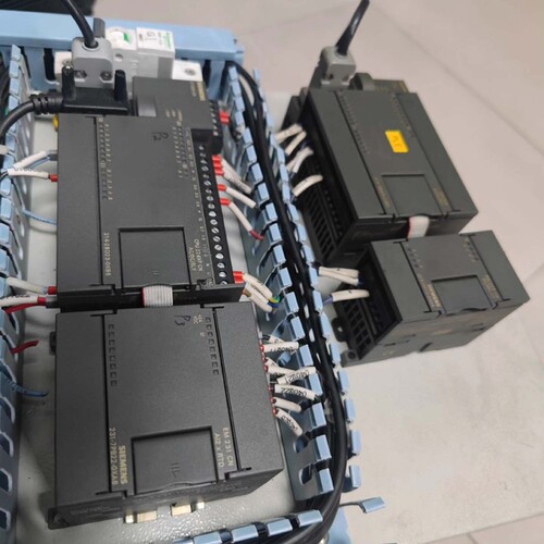 plc cpu224xp cn  2142BD23-0议价