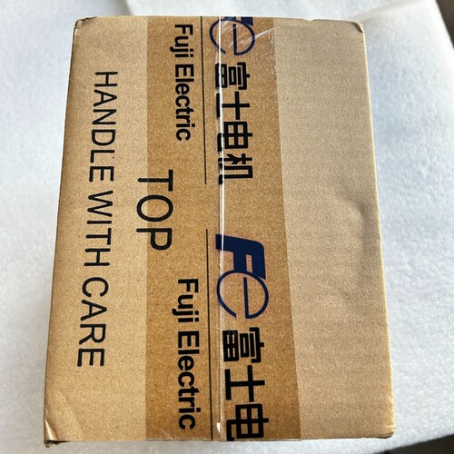 全新原装变频器FRN0004E2S-4C。AC380V
