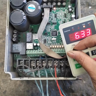 议价三晶变频器V004G3/V5R5P3变频器，拆机件，上盖