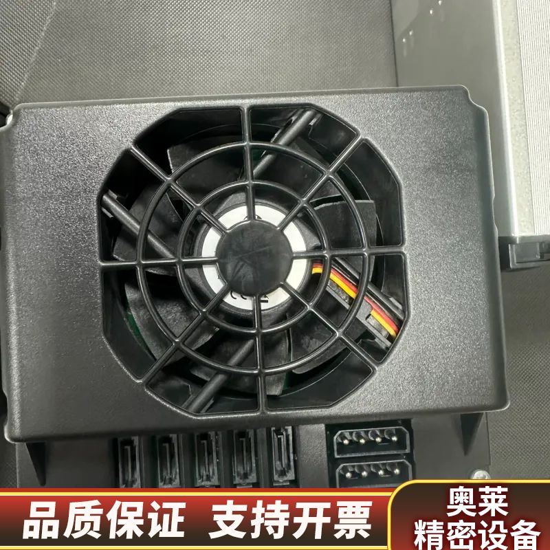 5盘位硬盘笼子，SATA接口 热拔插2.5寸 3.5寸硬盘.询价