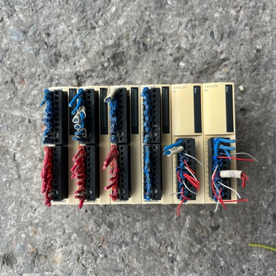 PLC TM2DRA16RT  TM2AMI4LT--议价商品