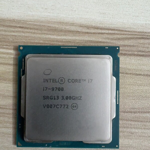 议价因特尔处理器I7-9700处理器，可以开机，压力测试会蓝屏，维