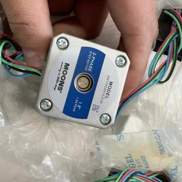 全新鸣志MOONS AM17HDB410-01N步进电机
