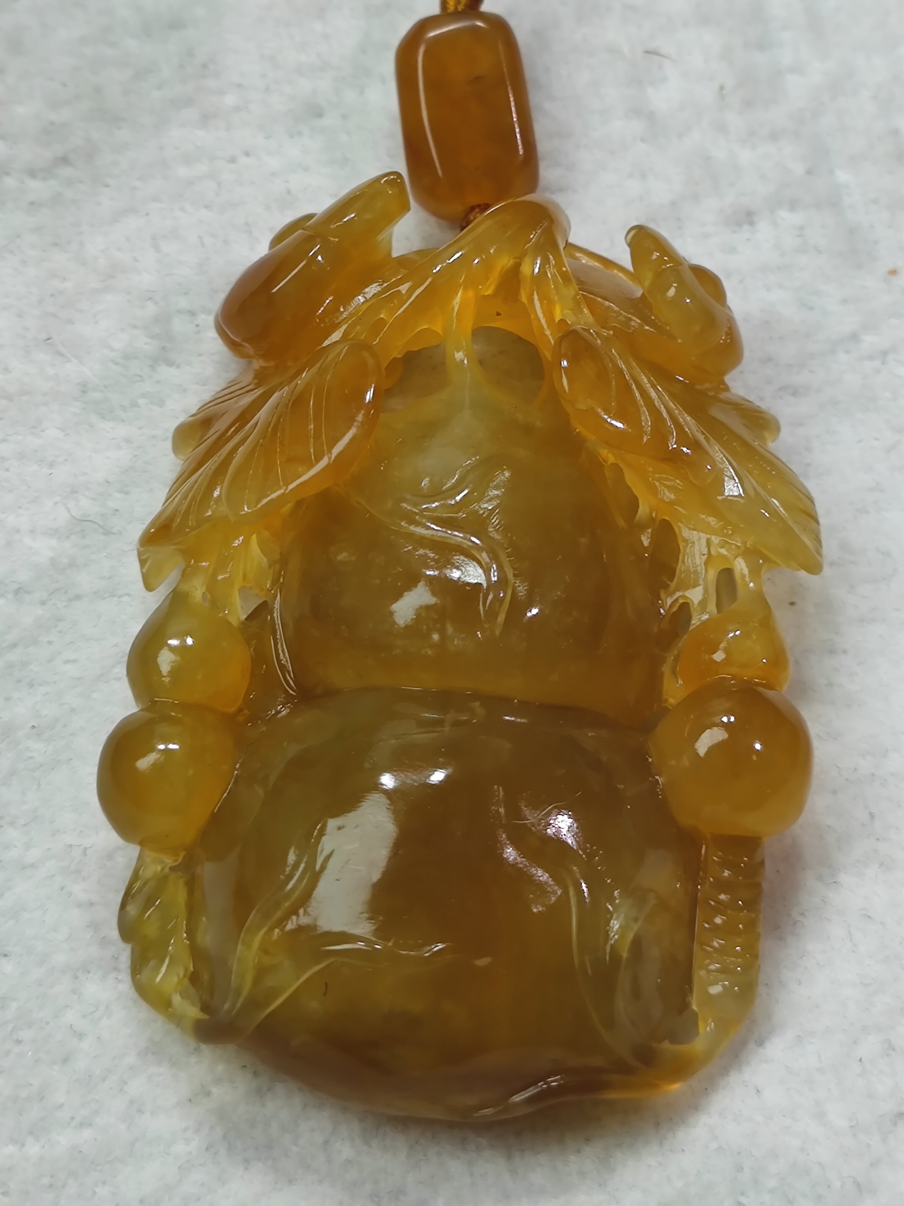 岫玉玉石王雕刻葫芦，原3500，现漏1600
