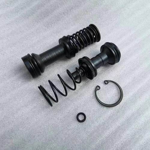 适配三菱帕杰罗V31V33刹车总泵修理包奇兵黑金刚刹车总泵维修包