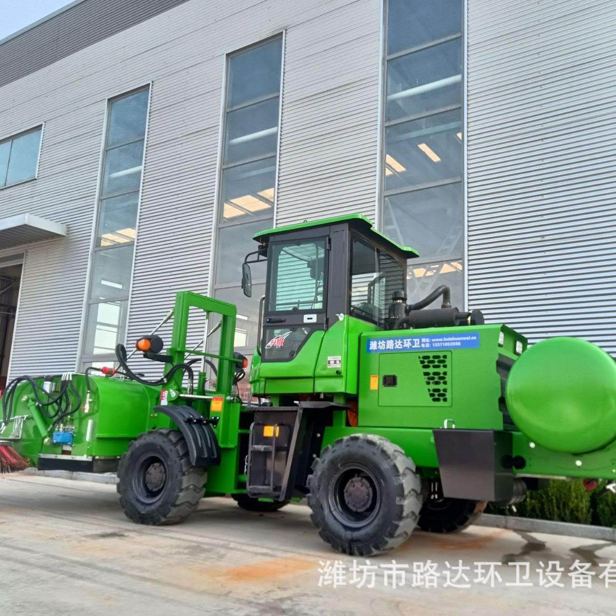 隧道砂石清扫机公路养护工程封闭驾驶式扫地机操作简单性能稳定