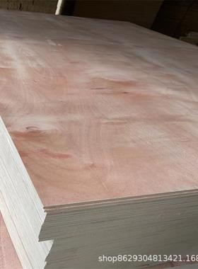 包装箱托盘用胶合板夹板LVL免熏蒸木方拉条贴面板多层脚墩木工板
