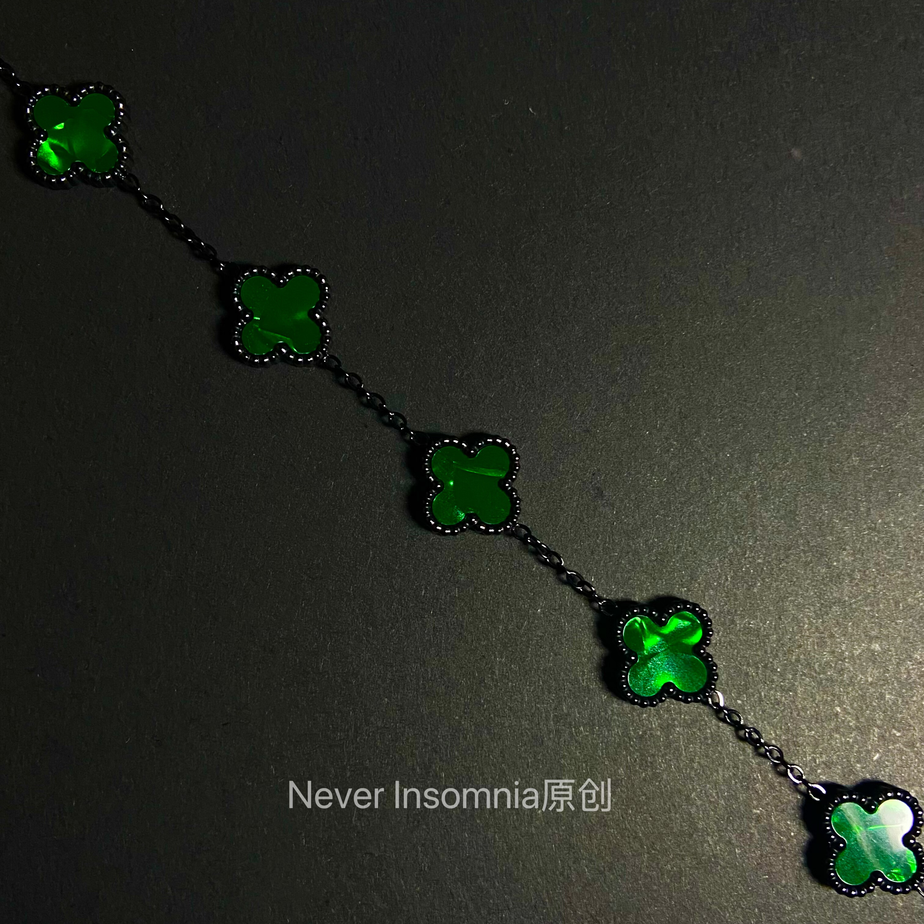 Never Insomnia原创 NewVintage古著 Four leaf clover 手链.暗绿