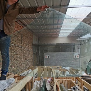 2104 1804 2204 2304 3204 道依茨拖拉机玻璃1604 2604 1704