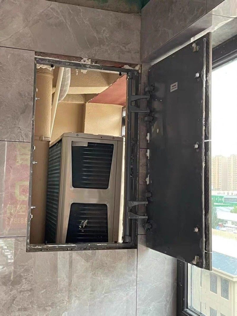 卫生间瓷砖浴缸隐形门检修口地暖分水器下水管暗藏隐藏式维修孔