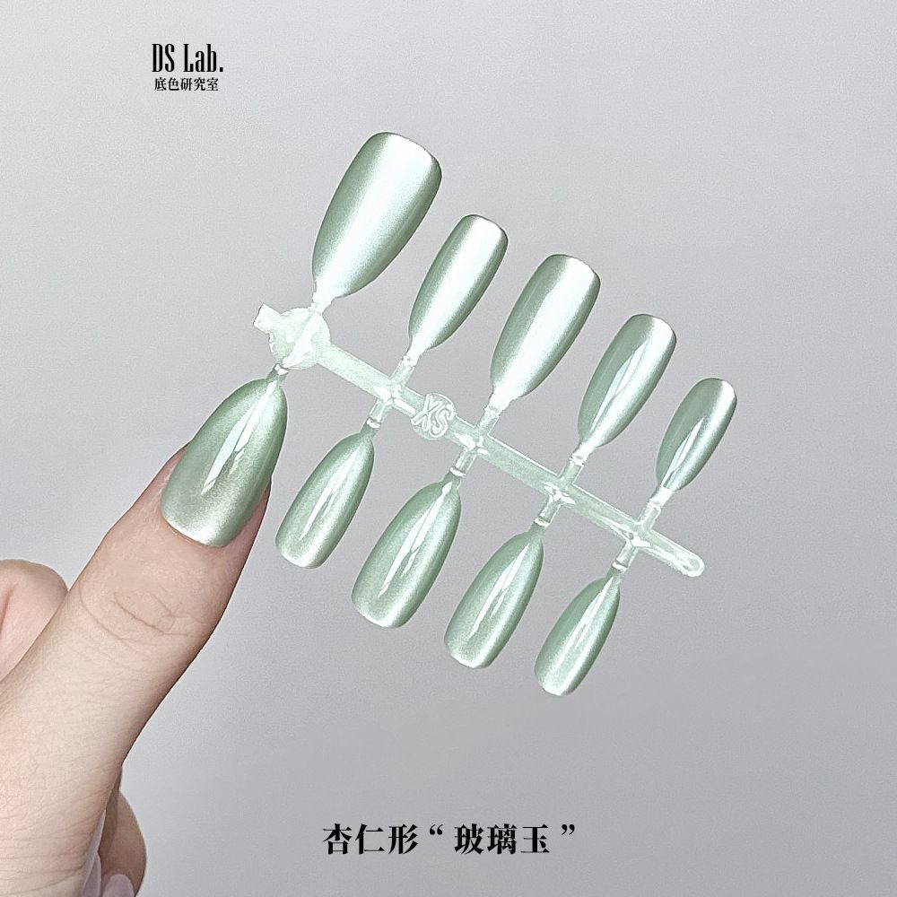 跨境玉色玻璃珠超亮 杏仁光疗追光猫眼穿戴甲 新款原创高级可拆卸