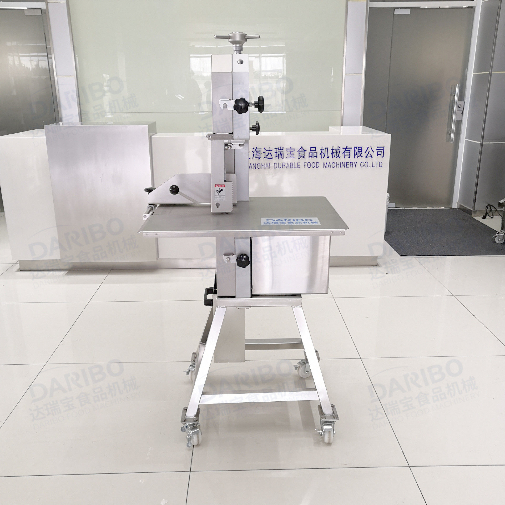 lDRB-JG260锯骨机 冷冻金枪鱼锯块机 整只兔子对半锯开设备