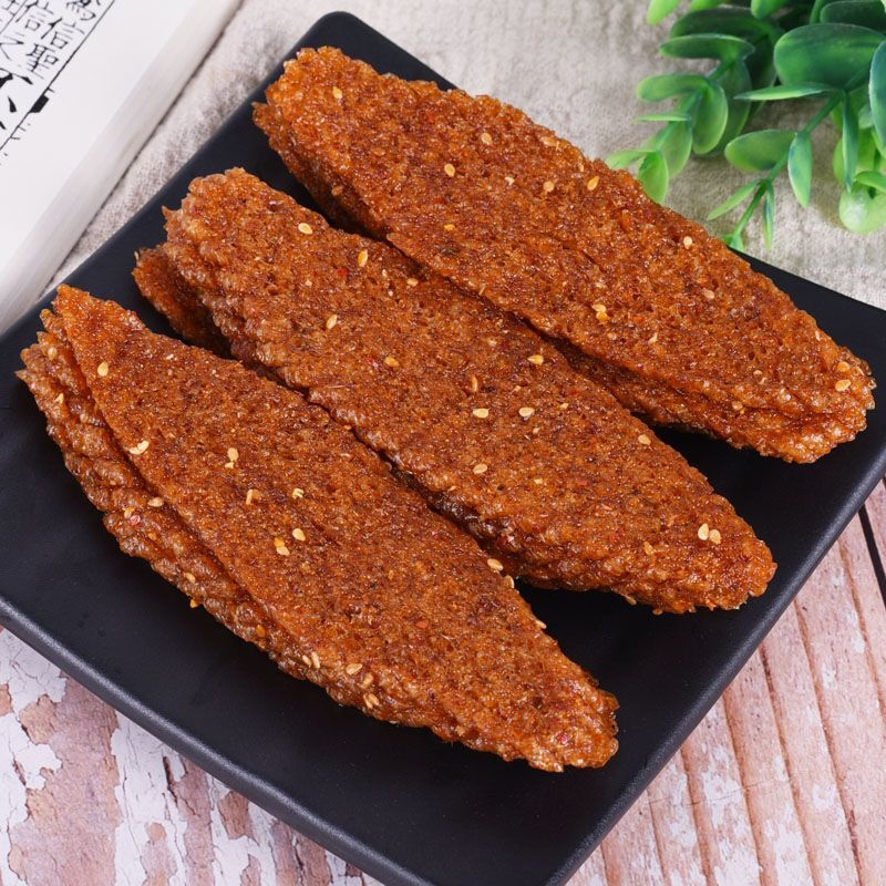 大块牛肉味辣条礼包湘川欧阳烤肥牛辣片面筋怀旧零食校园小吃批发