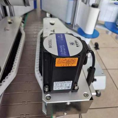 全自IAV动桌面式双侧面加圆瓶食机 贴饮料瓶用油自动贴标标机 设