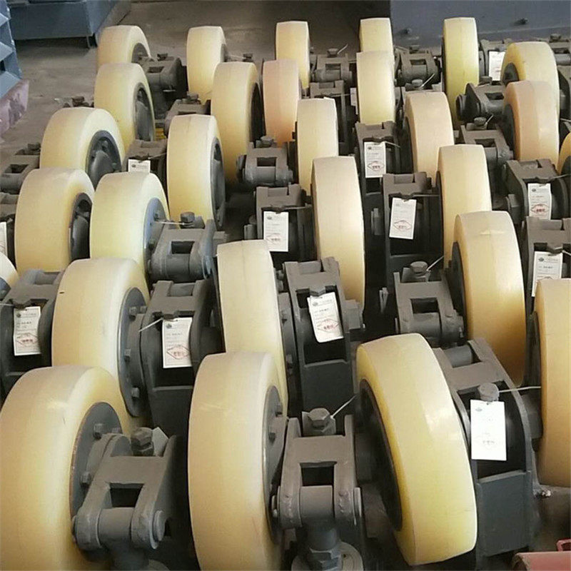 供应矿用罐笼Ls30滚轮罐耳 L25矿用提升滚轮罐耳