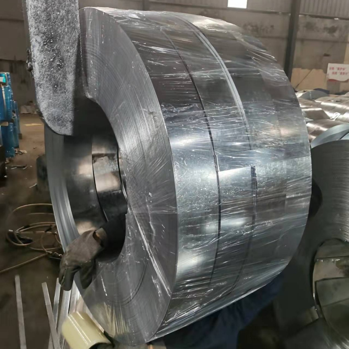 专业生产龙骨用镀锌带钢、镀锌带、40mm宽-锌层40g 60g 80g 100g