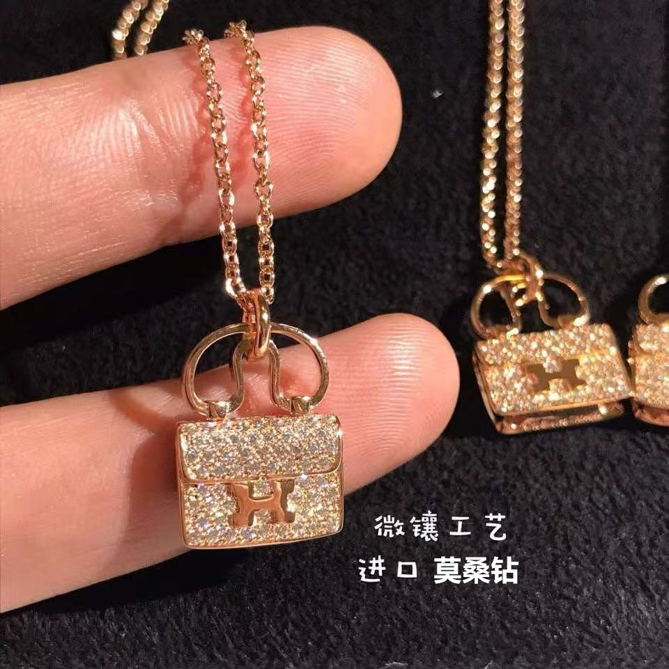 精工版玫瑰金满钻康康包锁骨链