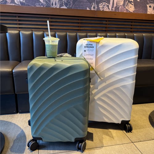 高级抹茶绿纯pc旅行箱