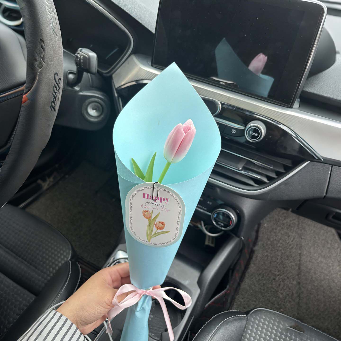38女神节单支郁金香花束鲜花速递同城配送企业团购包装礼物北京店